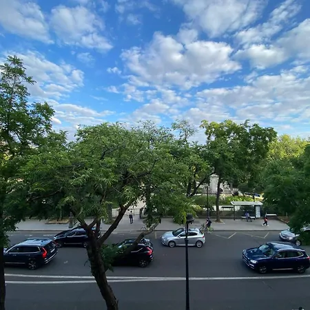 Au Coeur De L'ile Saint Louis باريس